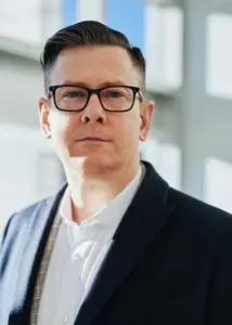 digital download store team image 4 214x300.jpg